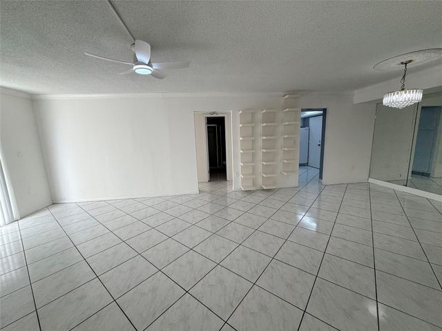 1833 S Ocean Drive 808, Hallandale Beach, FL 33009