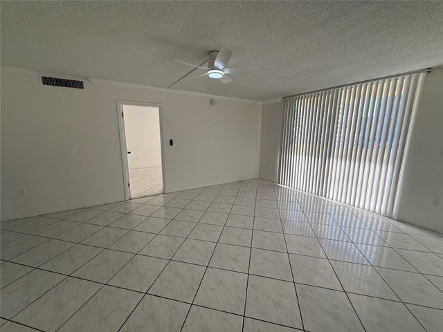 1833 S Ocean Drive 808, Hallandale Beach, FL 33009
