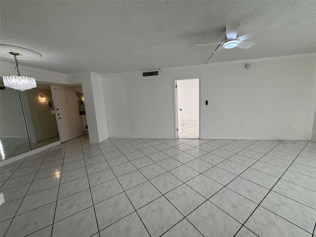 1833 S Ocean Drive 808, Hallandale Beach, FL 33009