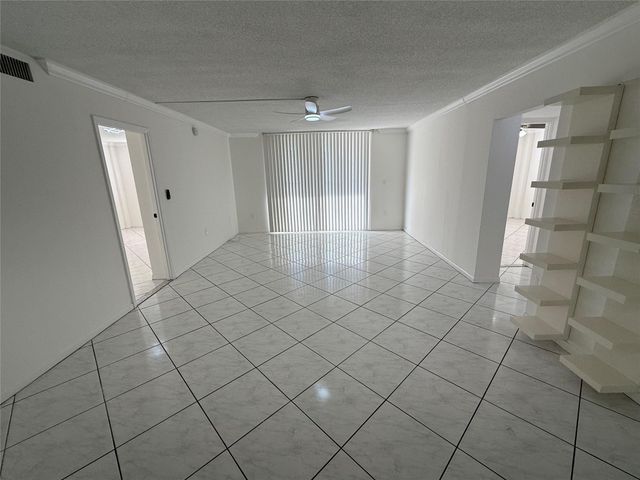 1833 S Ocean Drive 808, Hallandale Beach, FL 33009