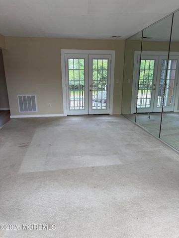 98 Beachway Avenue 9, Keansburg, NJ 07734