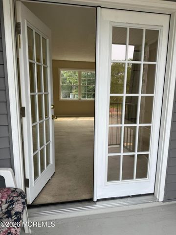 98 Beachway Avenue 9, Keansburg, NJ 07734