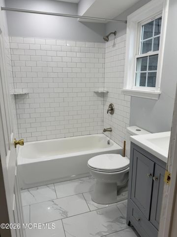 98 Beachway Avenue 9, Keansburg, NJ 07734