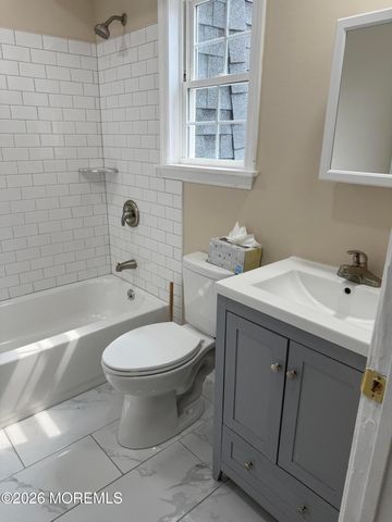 98 Beachway Avenue 9, Keansburg, NJ 07734