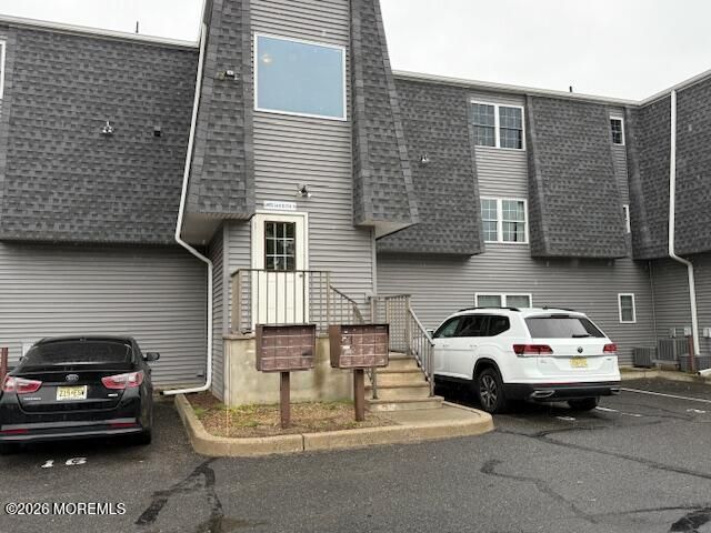 98 Beachway Avenue 9, Keansburg, NJ 07734