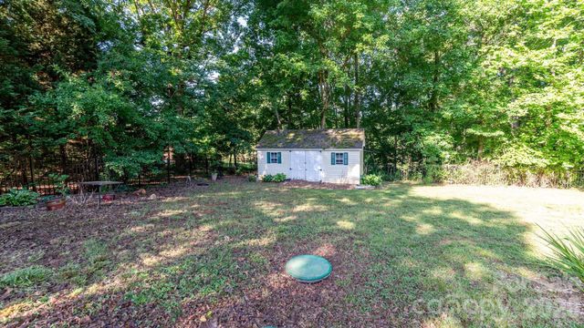 115 Gatwick Court, Statesville, NC 28677
