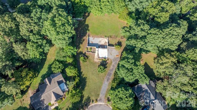 115 Gatwick Court, Statesville, NC 28677
