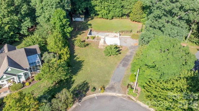 115 Gatwick Court, Statesville, NC 28677