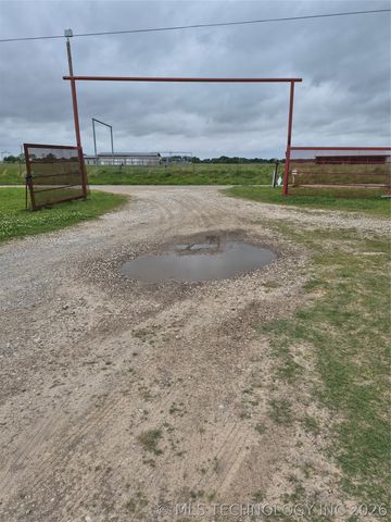 105897 S 4170, Checotah, OK 74426