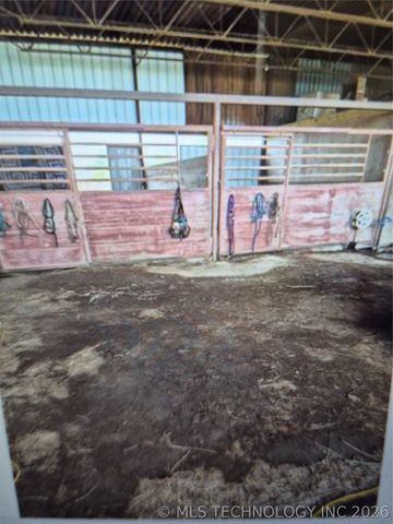 105897 S 4170, Checotah, OK 74426