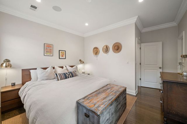 2700 N Wayne Avenue 3N, Chicago, IL 60614