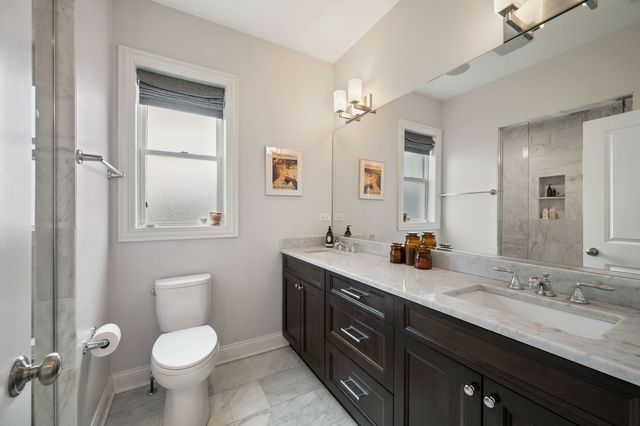 2700 N Wayne Avenue 3N, Chicago, IL 60614