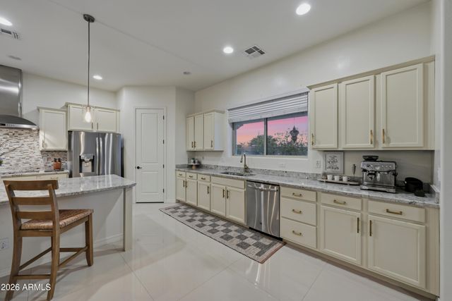 3010 E Desert Lane, Phoenix, AZ 85042