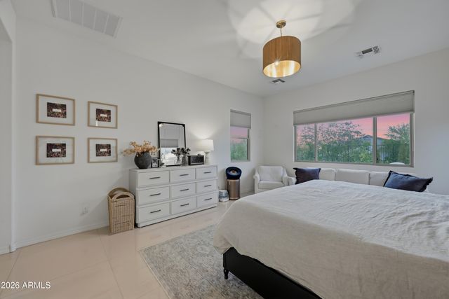 3010 E Desert Lane, Phoenix, AZ 85042