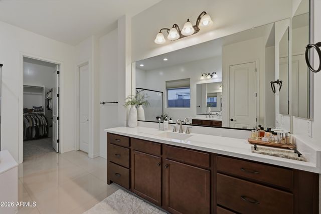 3010 E Desert Lane, Phoenix, AZ 85042