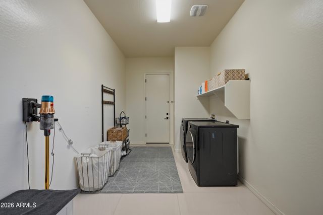 3010 E Desert Lane, Phoenix, AZ 85042