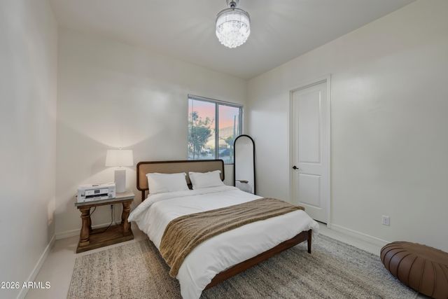 3010 E Desert Lane, Phoenix, AZ 85042