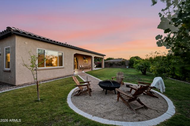 3010 E Desert Lane, Phoenix, AZ 85042