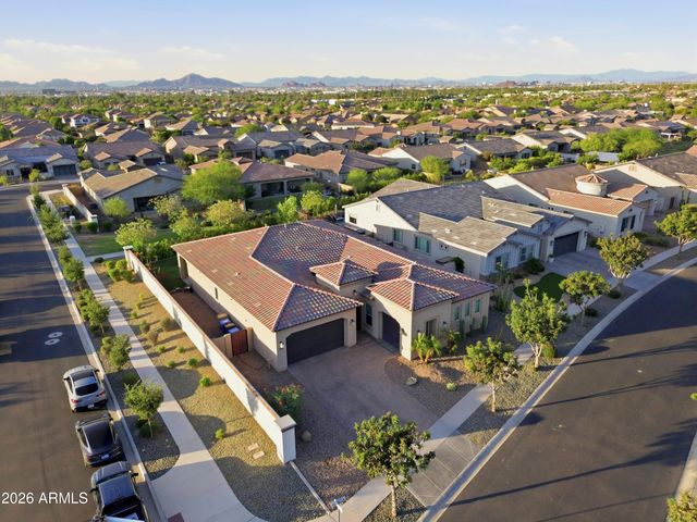 3010 E Desert Lane, Phoenix, AZ 85042