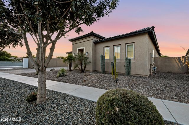 3010 E Desert Lane, Phoenix, AZ 85042