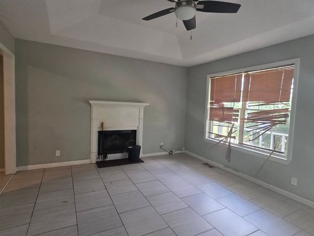 3404 Oak Lawn Dr, Clarksville, TN 37042