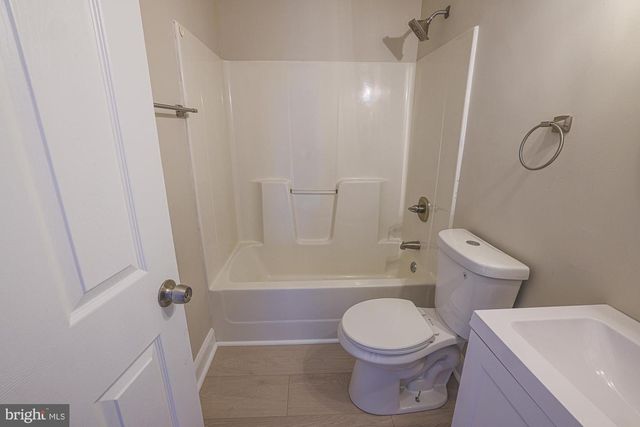 1007 N WOODYEAR ST, Baltimore, MD 21217