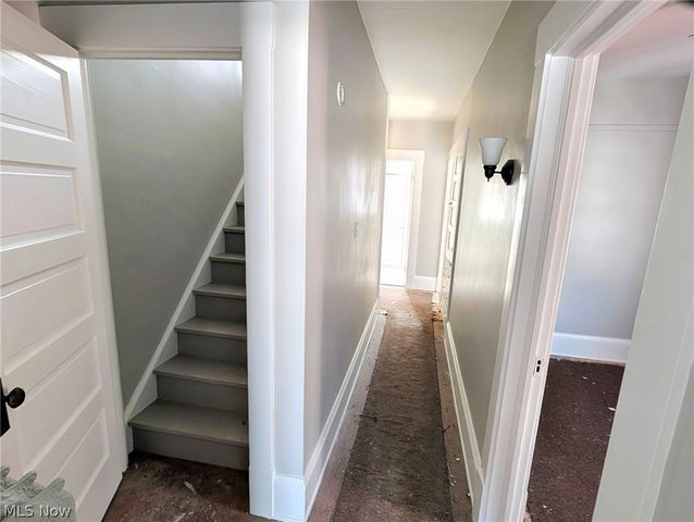 4001 Archwood Avenue, Cleveland, OH 44109