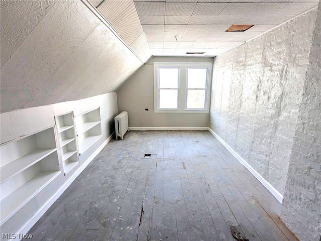 4001 Archwood Avenue, Cleveland, OH 44109