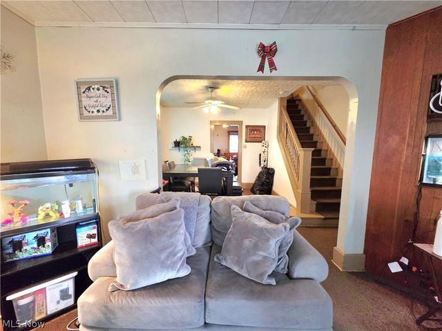 4001 Archwood Avenue, Cleveland, OH 44109