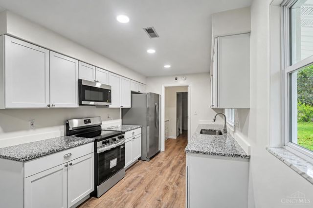 350 Blairwood Drive, Trotwood, OH 45426