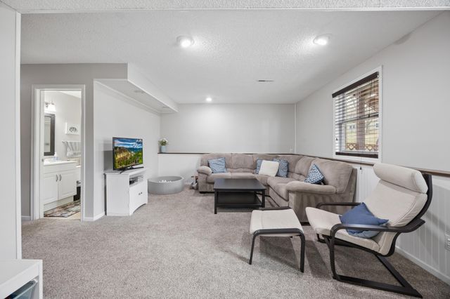 738 N Hay Lake Road, Eagan, MN 55123