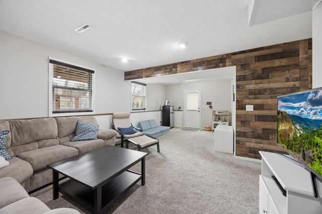 738 N Hay Lake Road, Eagan, MN 55123