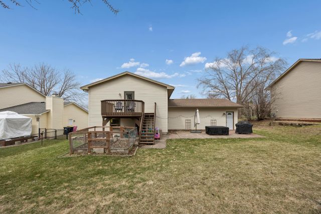 738 N Hay Lake Road, Eagan, MN 55123