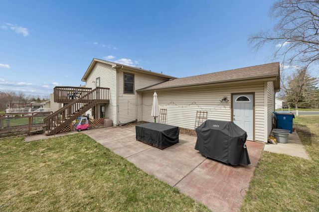 738 N Hay Lake Road, Eagan, MN 55123