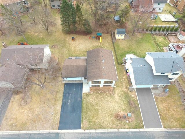 738 N Hay Lake Road, Eagan, MN 55123