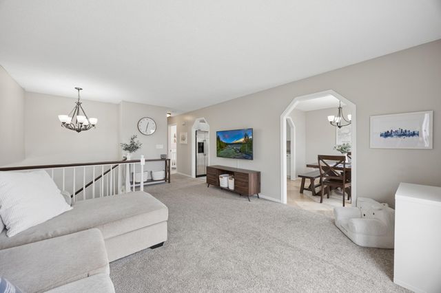 738 N Hay Lake Road, Eagan, MN 55123