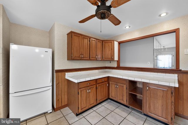 622 APACHE LN, Plymouth Meeting, PA 19462