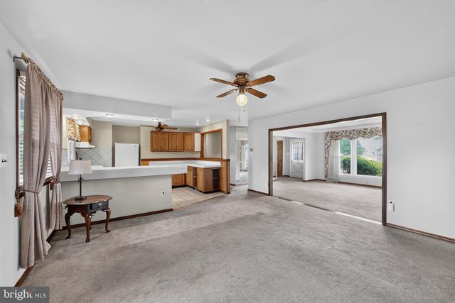 622 APACHE LN, Plymouth Meeting, PA 19462