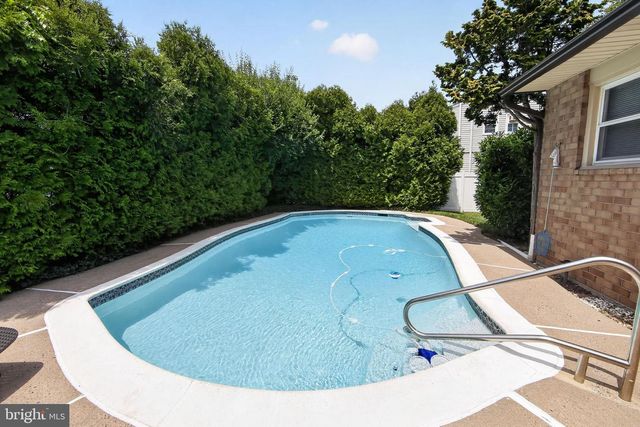 622 APACHE LN, Plymouth Meeting, PA 19462