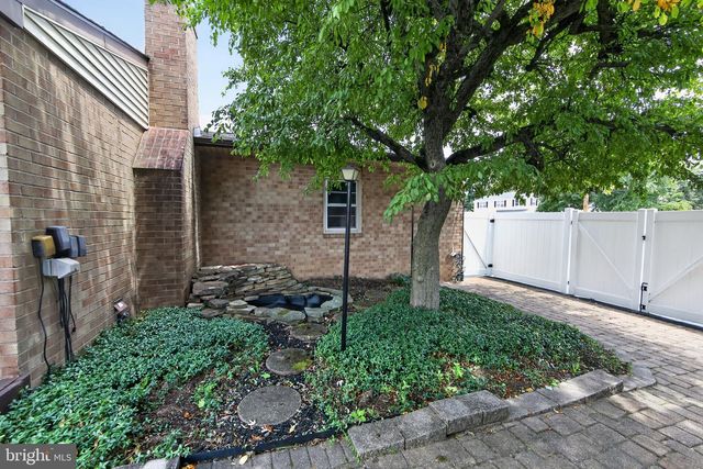 622 APACHE LN, Plymouth Meeting, PA 19462