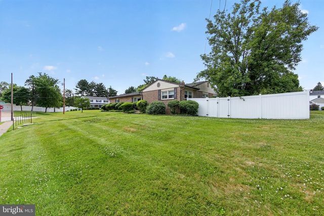 622 APACHE LN, Plymouth Meeting, PA 19462