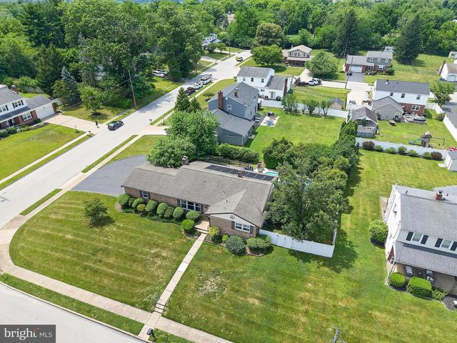 622 APACHE LN, Plymouth Meeting, PA 19462