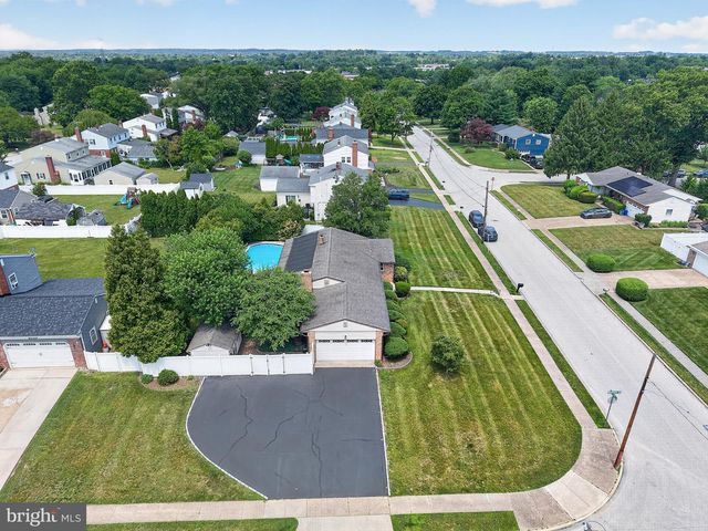 622 APACHE LN, Plymouth Meeting, PA 19462