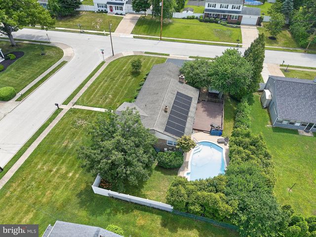 622 APACHE LN, Plymouth Meeting, PA 19462