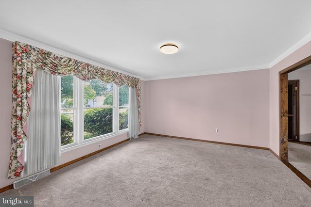 622 APACHE LN, Plymouth Meeting, PA 19462