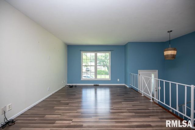 428 JOLIET Road, Marquette Heights, IL 61554
