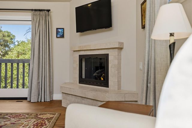 29 Elk Run, Monterey, CA 93940
