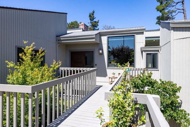 29 Elk Run, Monterey, CA 93940
