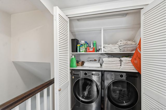 1 Central Avenue, Amityville, NY 11701