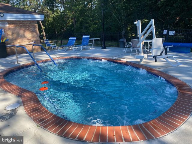 1033A THORNBURY LN, Manchester Township, NJ 08759